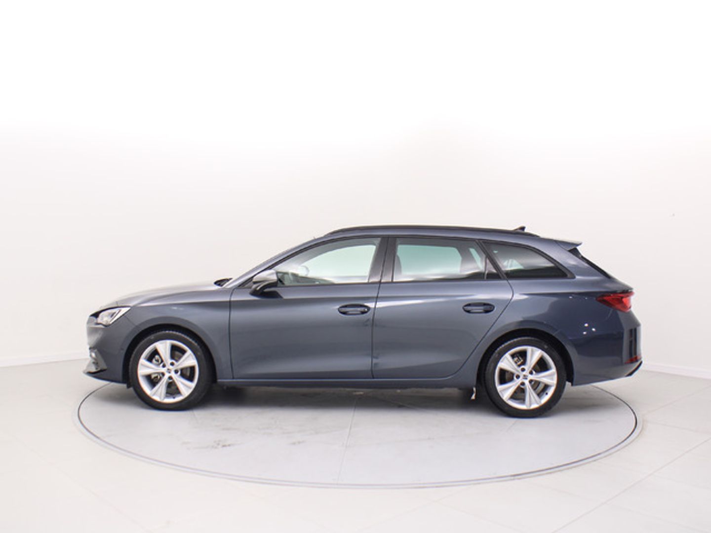 SEAT Leon ST 1.5 eTSI S&S FR Special Edition Vision DSG 110 kW (150 CV)