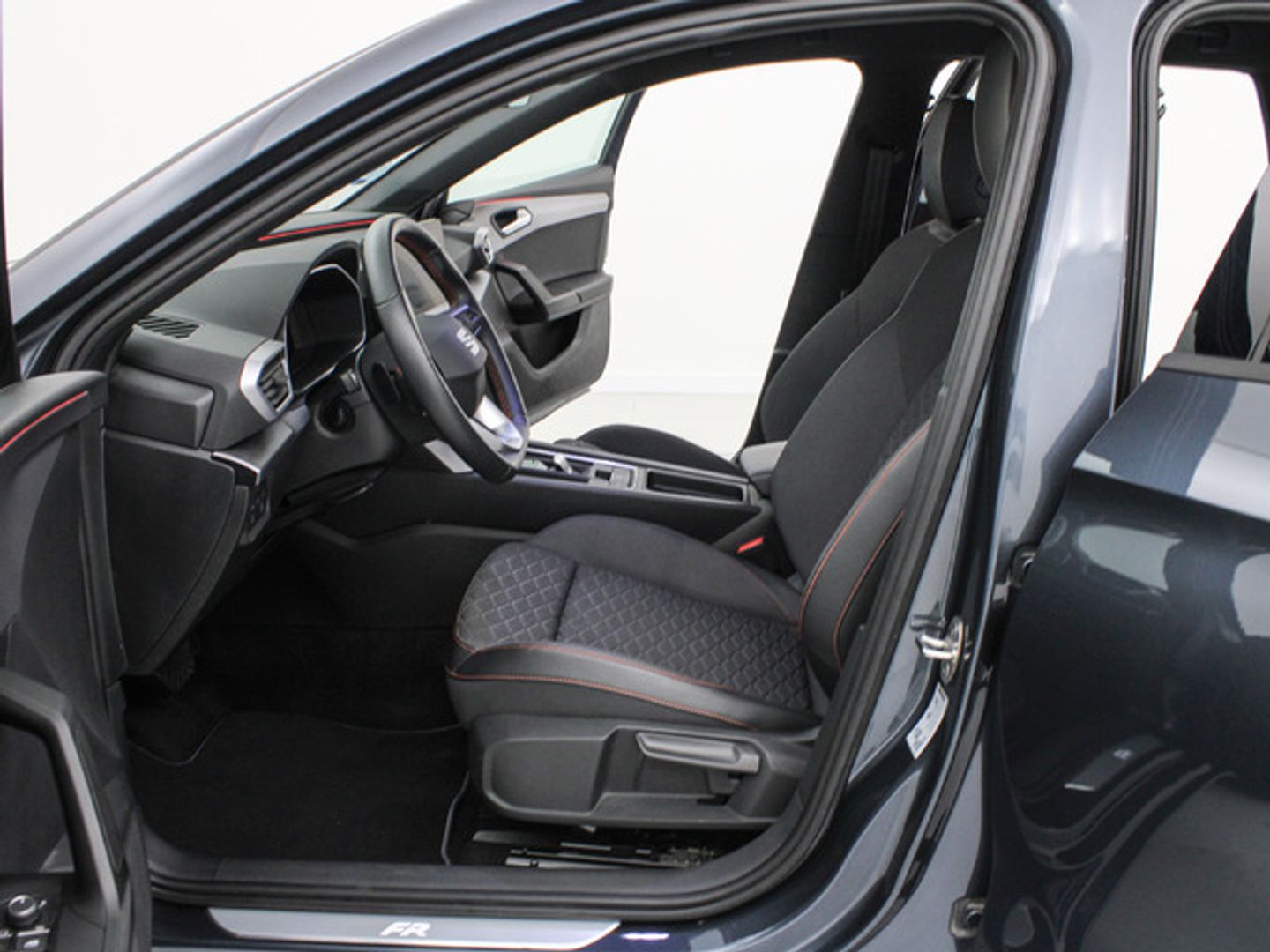 SEAT Leon ST 1.5 eTSI S&S FR Special Edition Vision DSG 110 kW (150 CV)