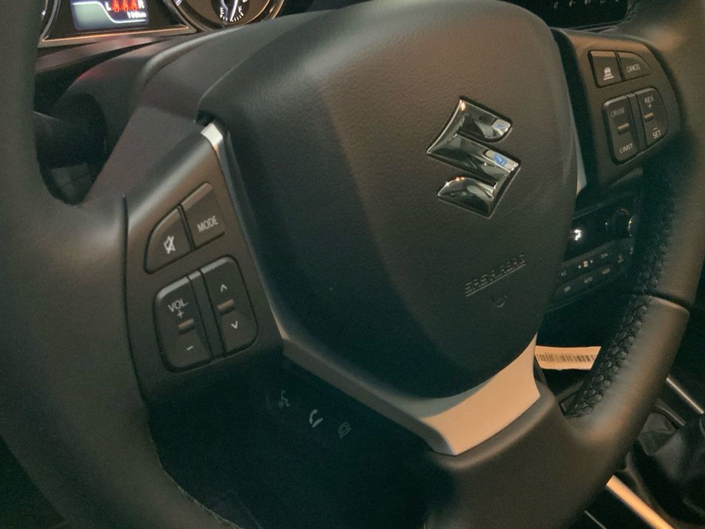 Suzuki S-Cross 1.4T Mild Hybrid S3 4WD 95 kW (129 CV)