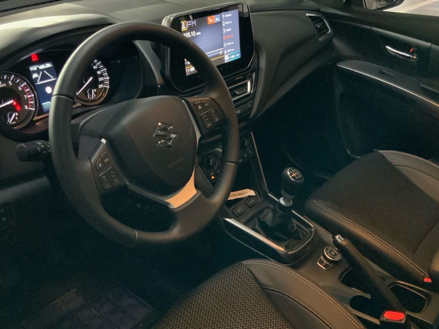 Suzuki S-Cross 1.4T Mild Hybrid S3 4WD 95 kW (129 CV)