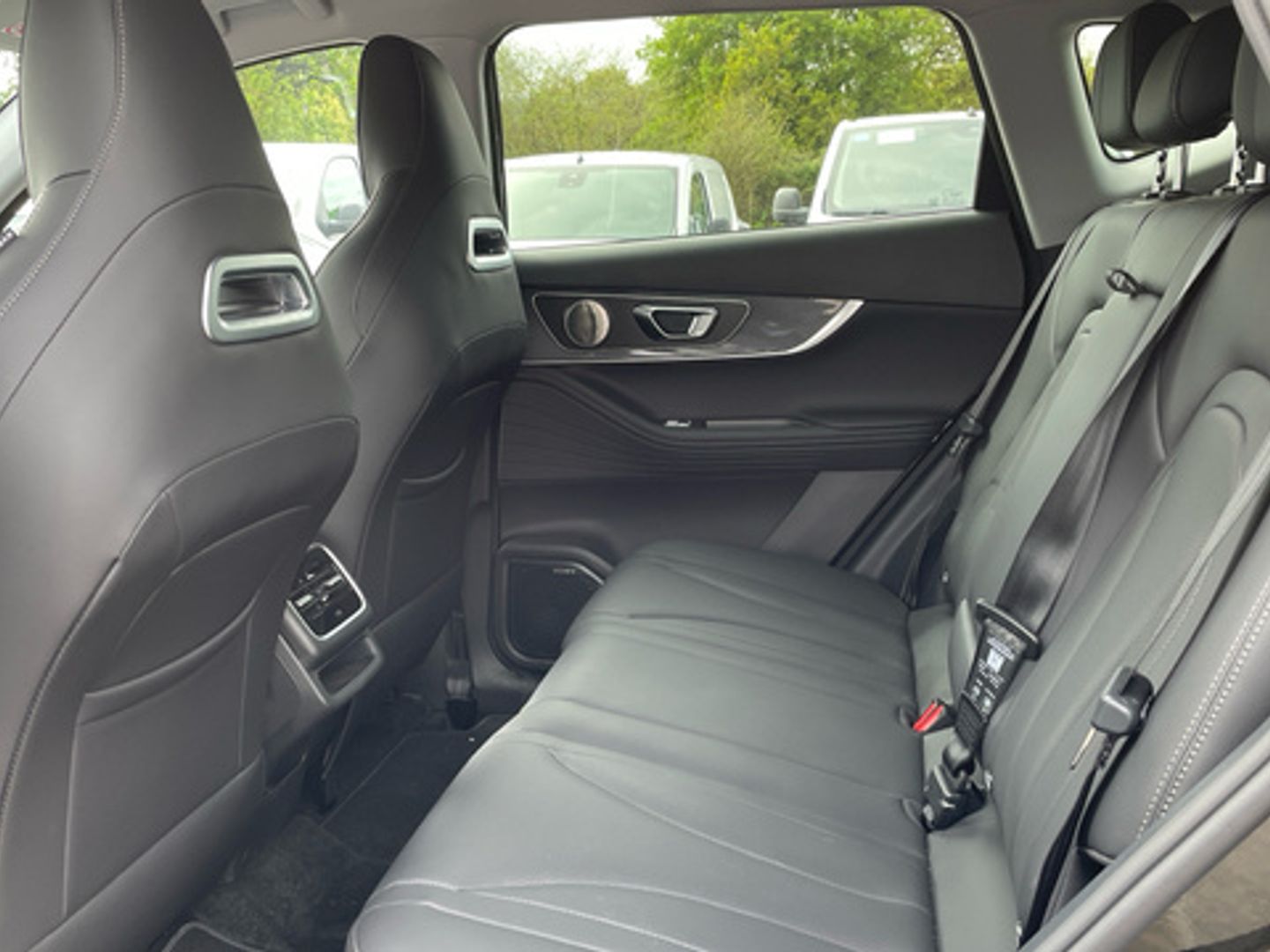 Ebro S700 1.6 TGDI Luxury 7 DCT 108 kW (147 CV)
