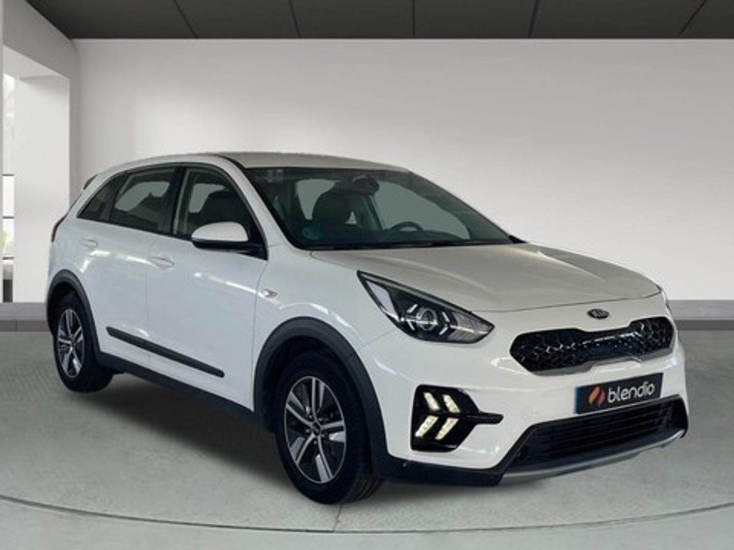 Kia Niro 1.6 GDi HEV Concept 104 kW (141 CV)