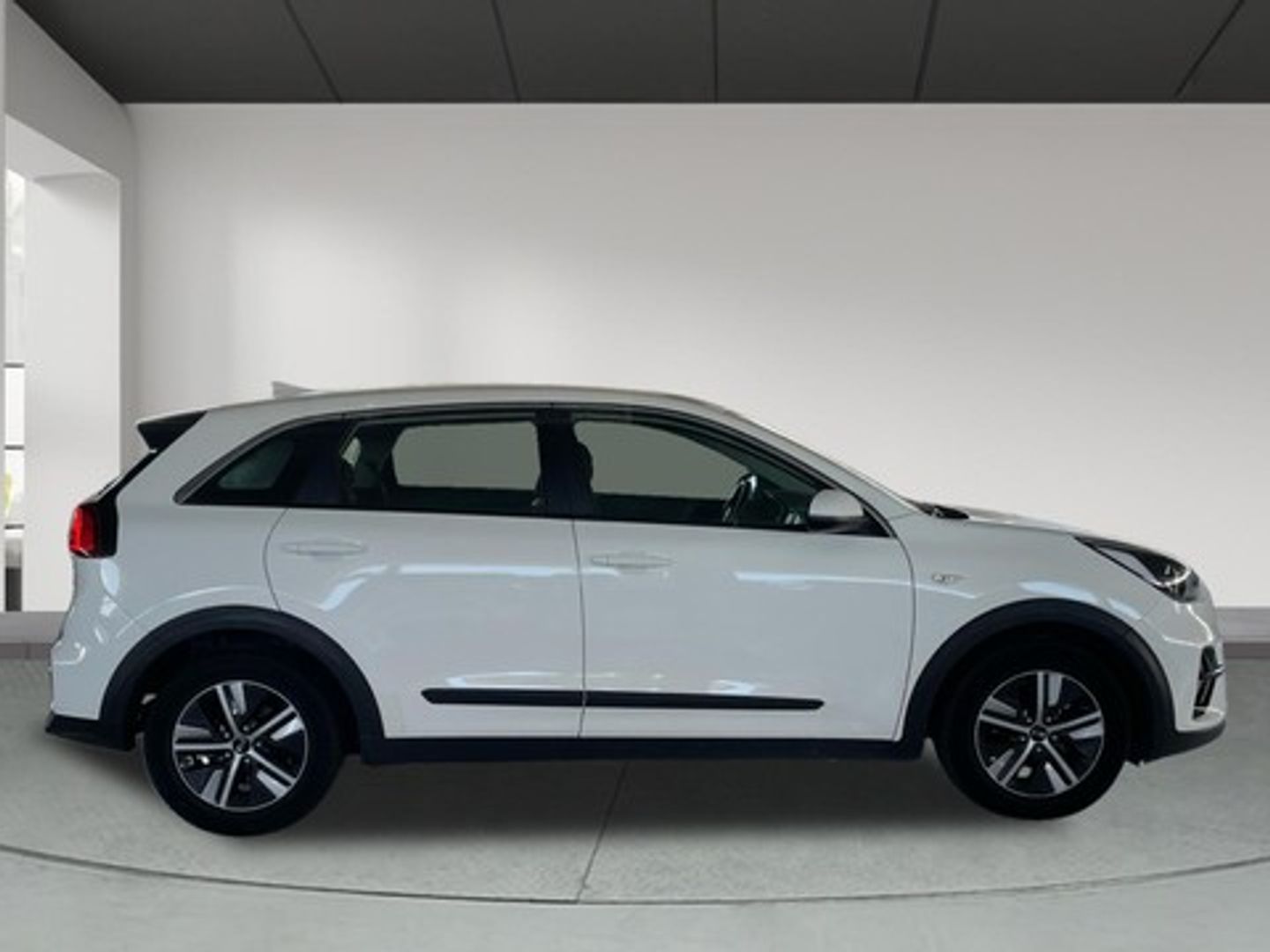 Kia Niro 1.6 GDi HEV Concept 104 kW (141 CV)