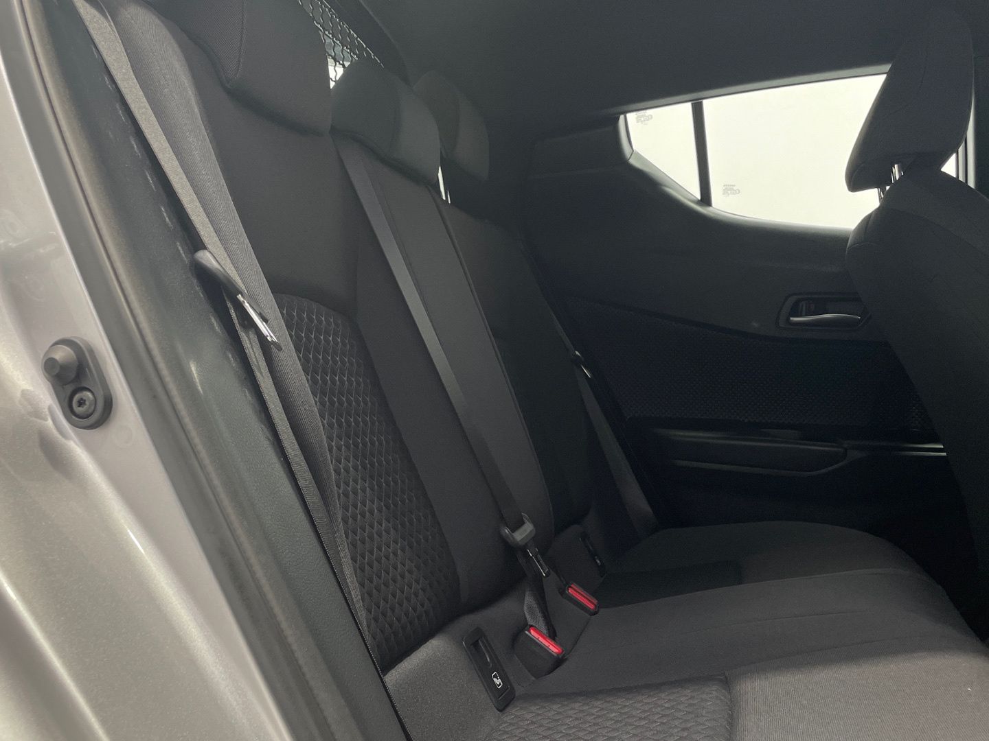 Toyota C-HR 1.8 125H Active 90 kW (122 CV)