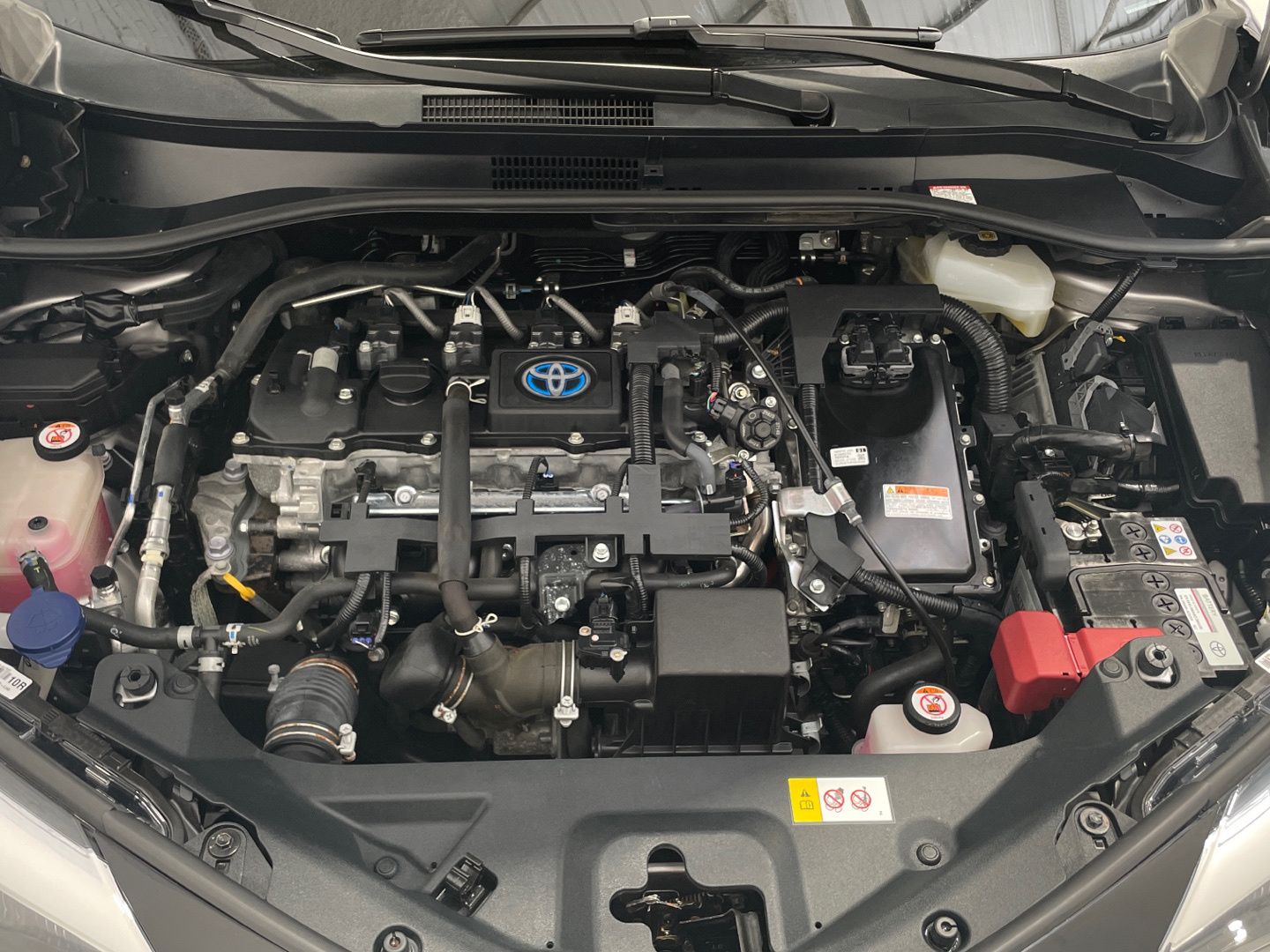 Toyota C-HR 1.8 125H Active 90 kW (122 CV)