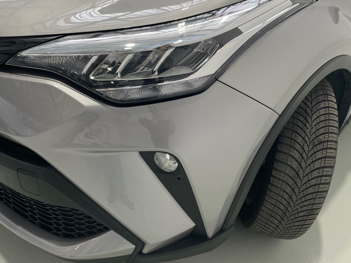 Toyota C-HR 1.8 125H Active 90 kW (122 CV)