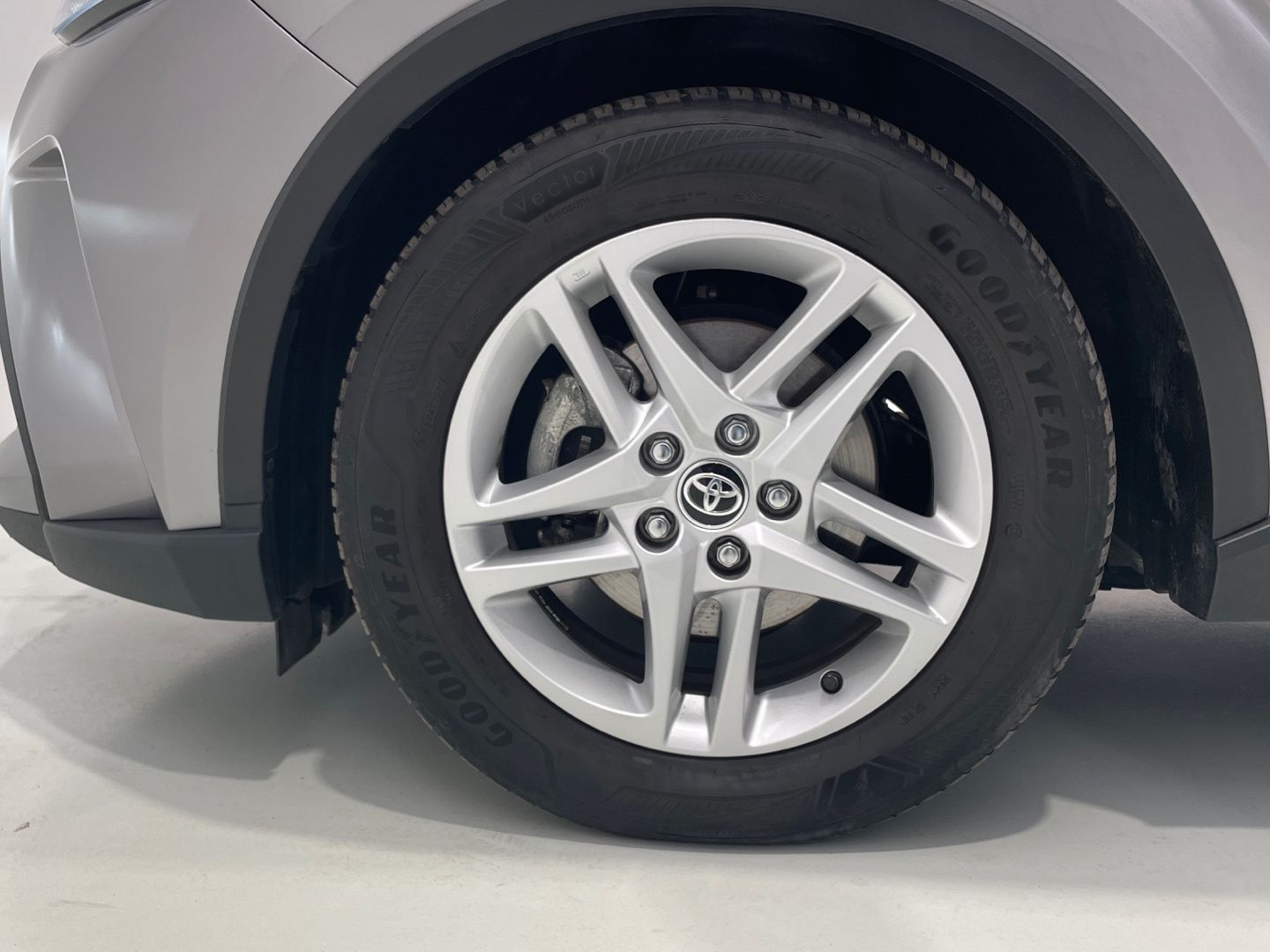 Toyota C-HR 1.8 125H Active 90 kW (122 CV)