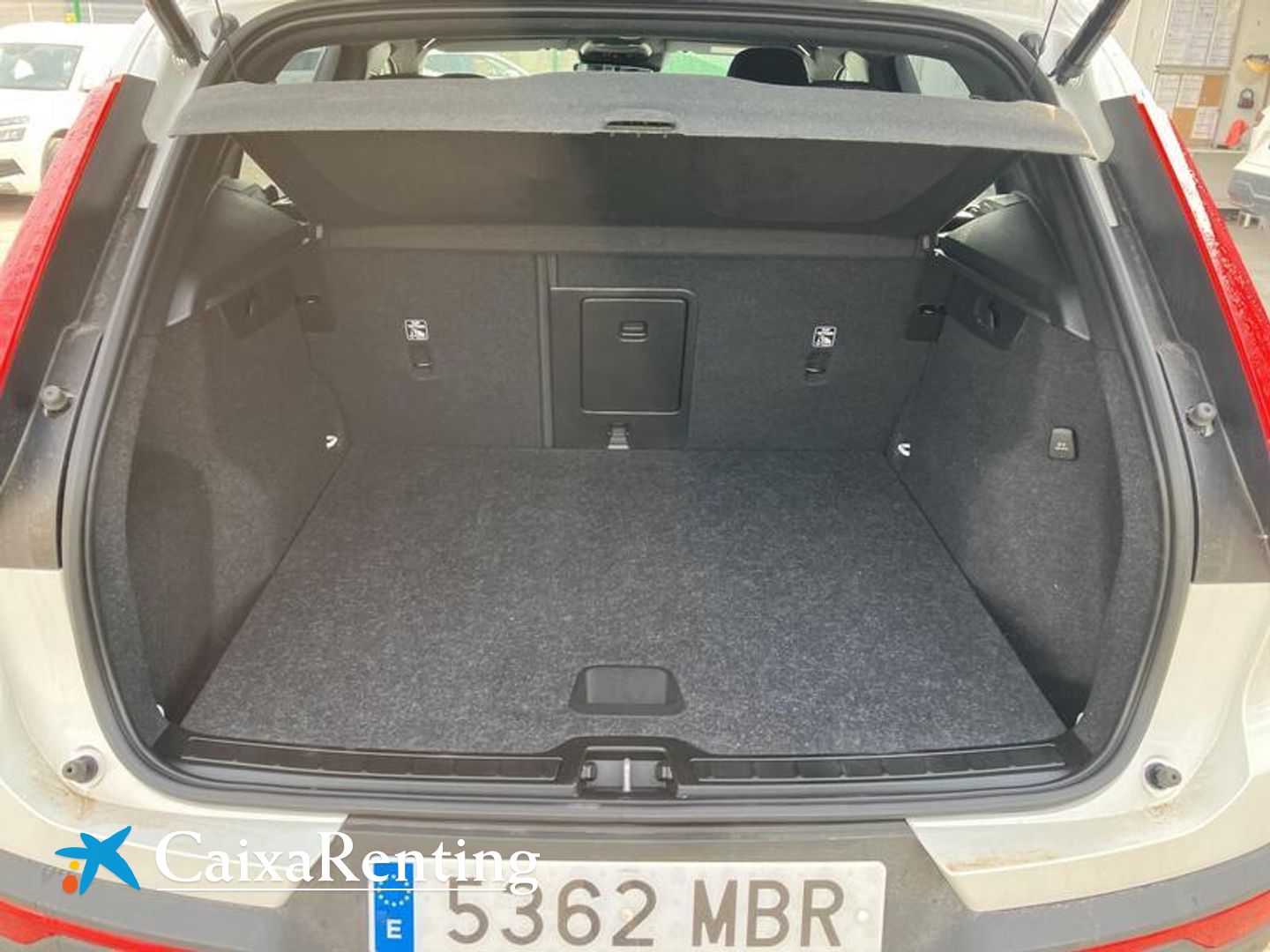 Volvo XC40 T4 PHEV Recharge Core Auto 155 kW (211 CV)