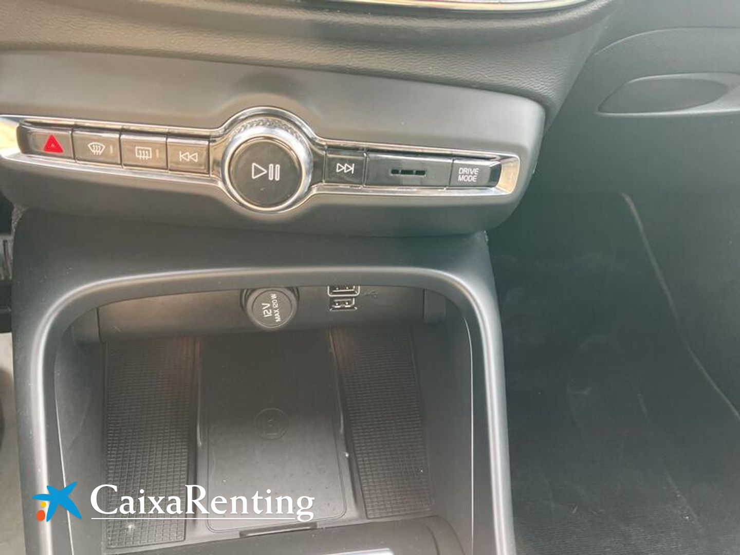 Volvo XC40 T4 PHEV Recharge Core Auto 155 kW (211 CV)