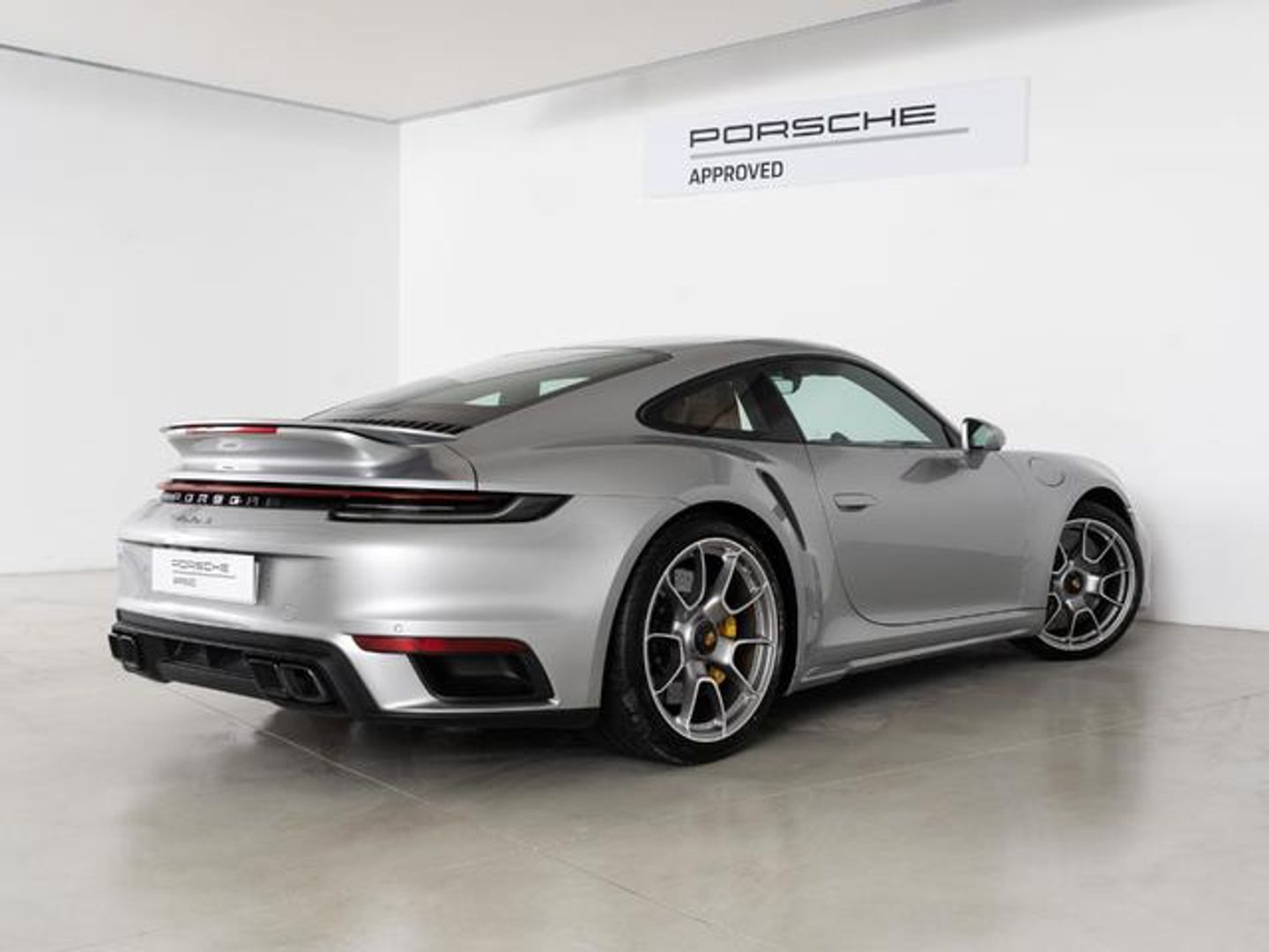 Porsche 911 911 Turbo S Coupe 478 kW (650 CV)
