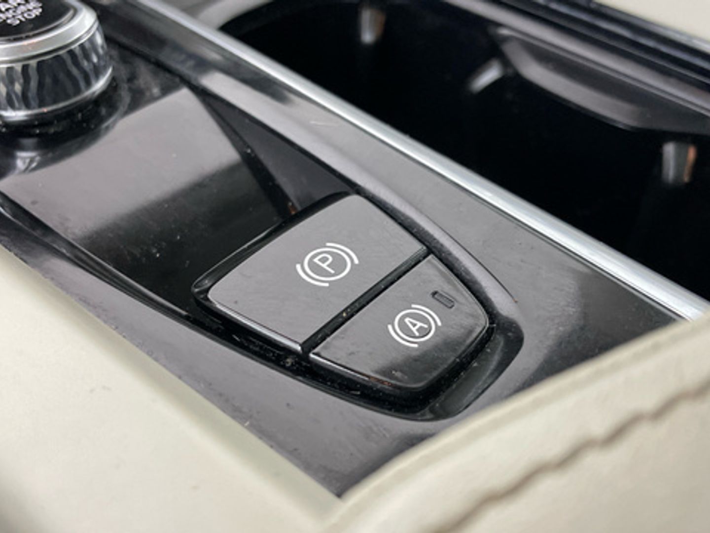 Volvo XC60 T6 Recharge Inscription AWD Auto 257 kW (350 CV)