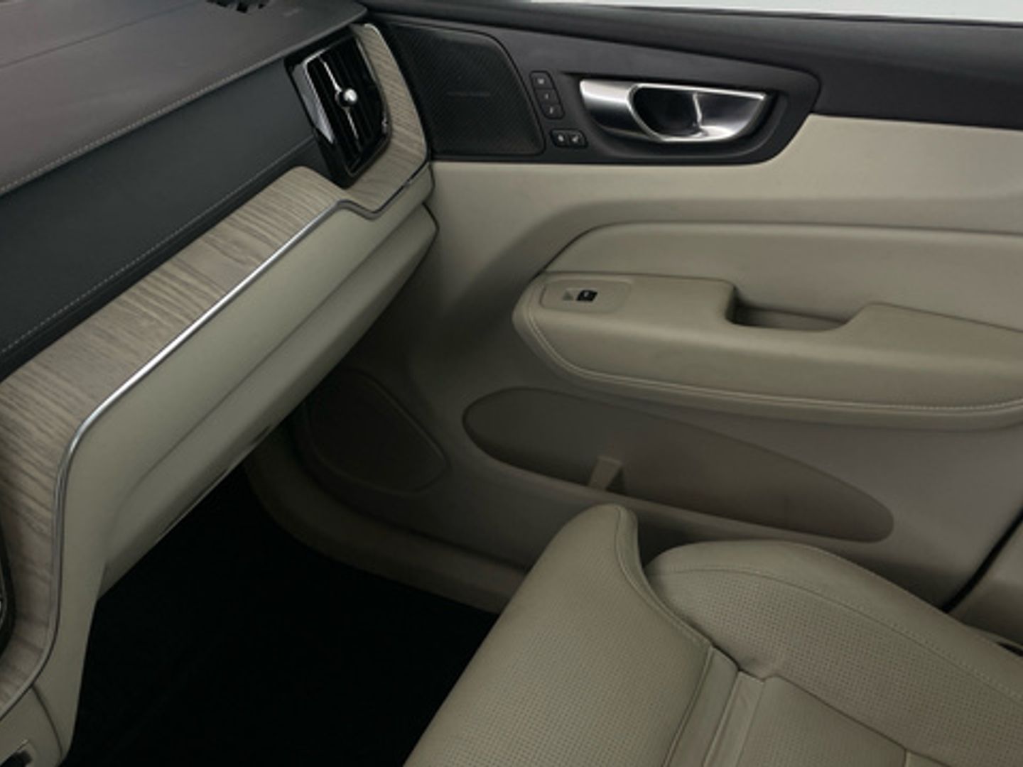 Volvo XC60 T6 Recharge Inscription AWD Auto 257 kW (350 CV)
