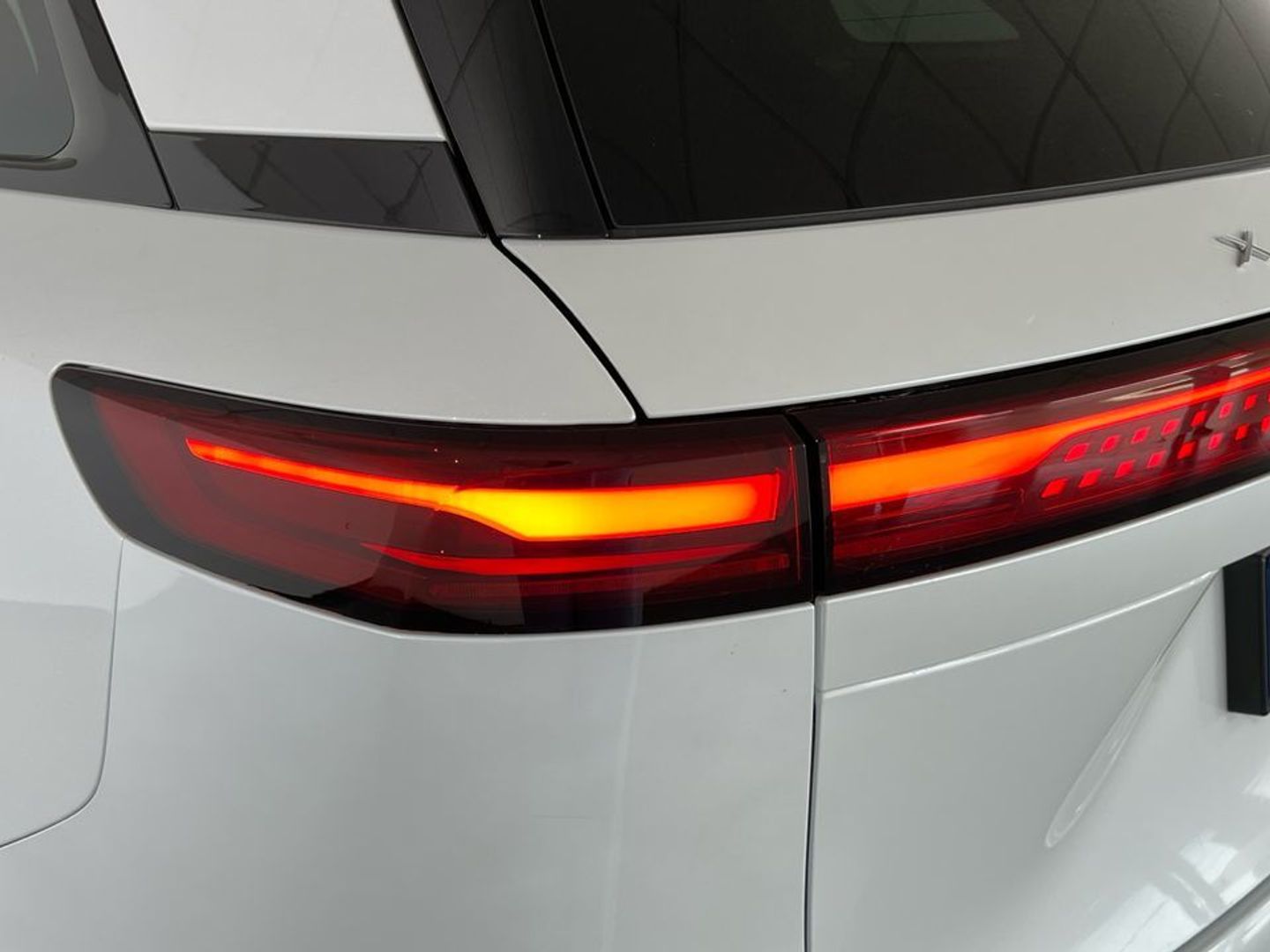 Xpeng G9 Long Range RWD 230 kW (313 CV)