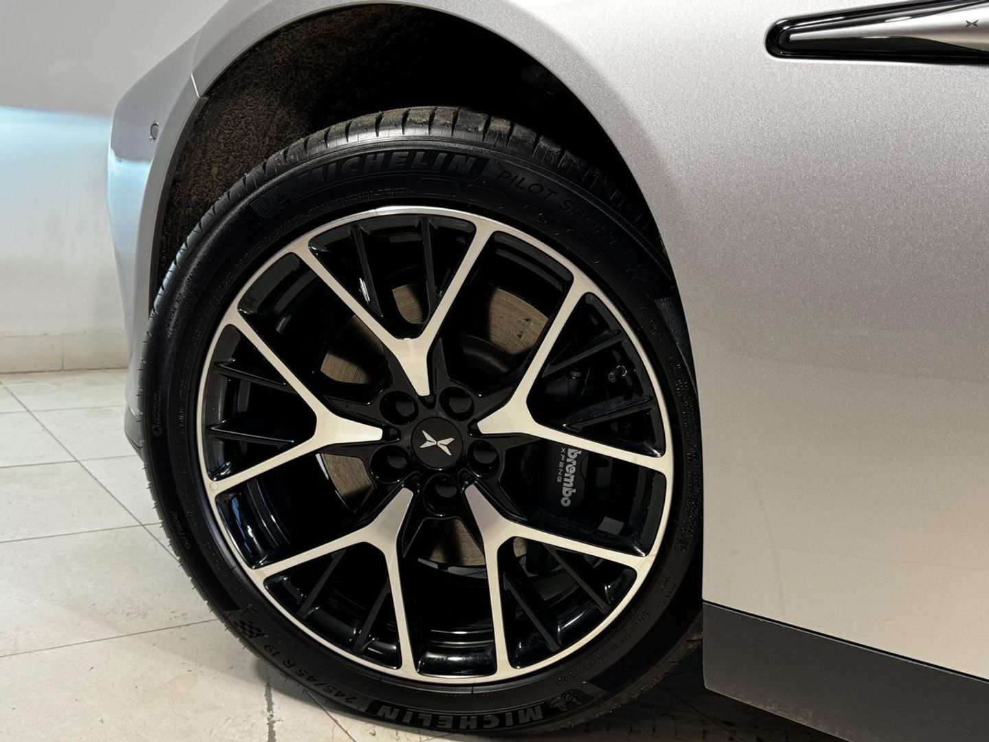 Xpeng P7 Performance AWD 348 kW (473 CV)