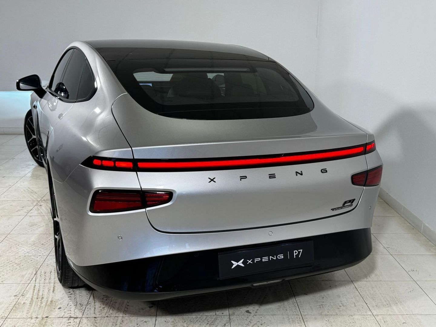 Xpeng P7 Performance AWD 348 kW (473 CV)