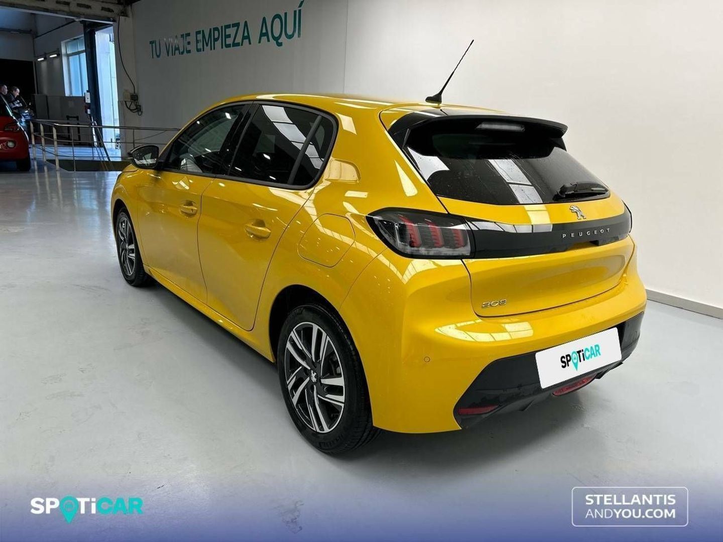 Peugeot 208 BlueHDi 100 Allure 73 kW (100 CV)