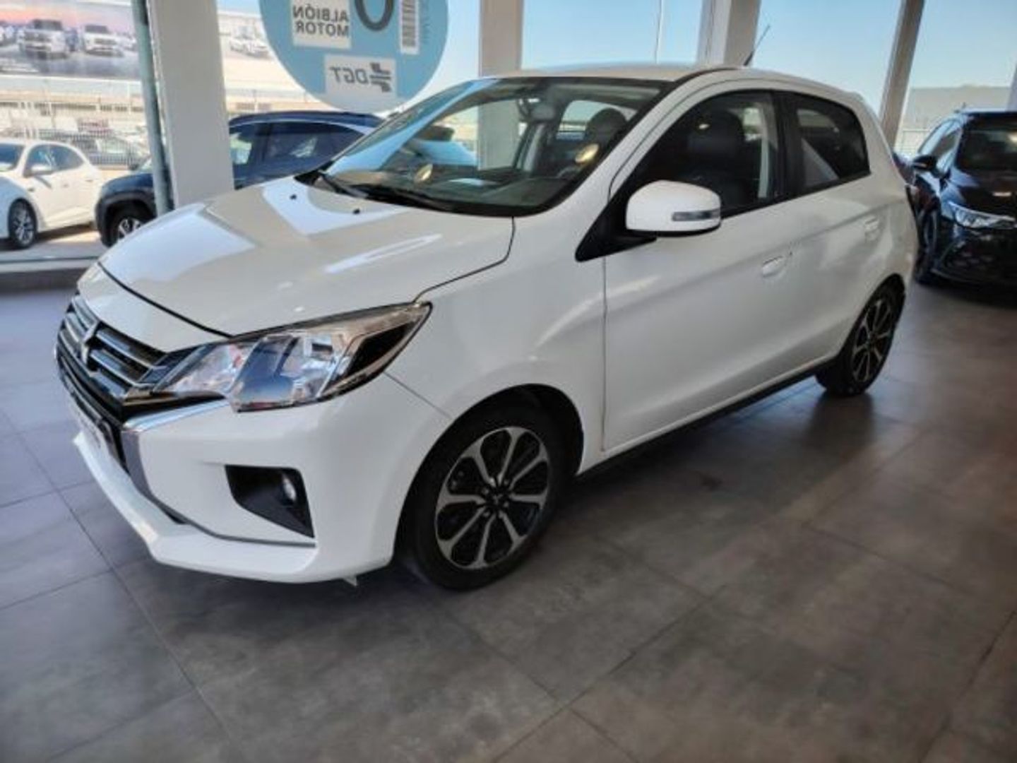 Mitsubishi Space Star 120 MPI Kaiteki CVT 52 kW (71 CV)