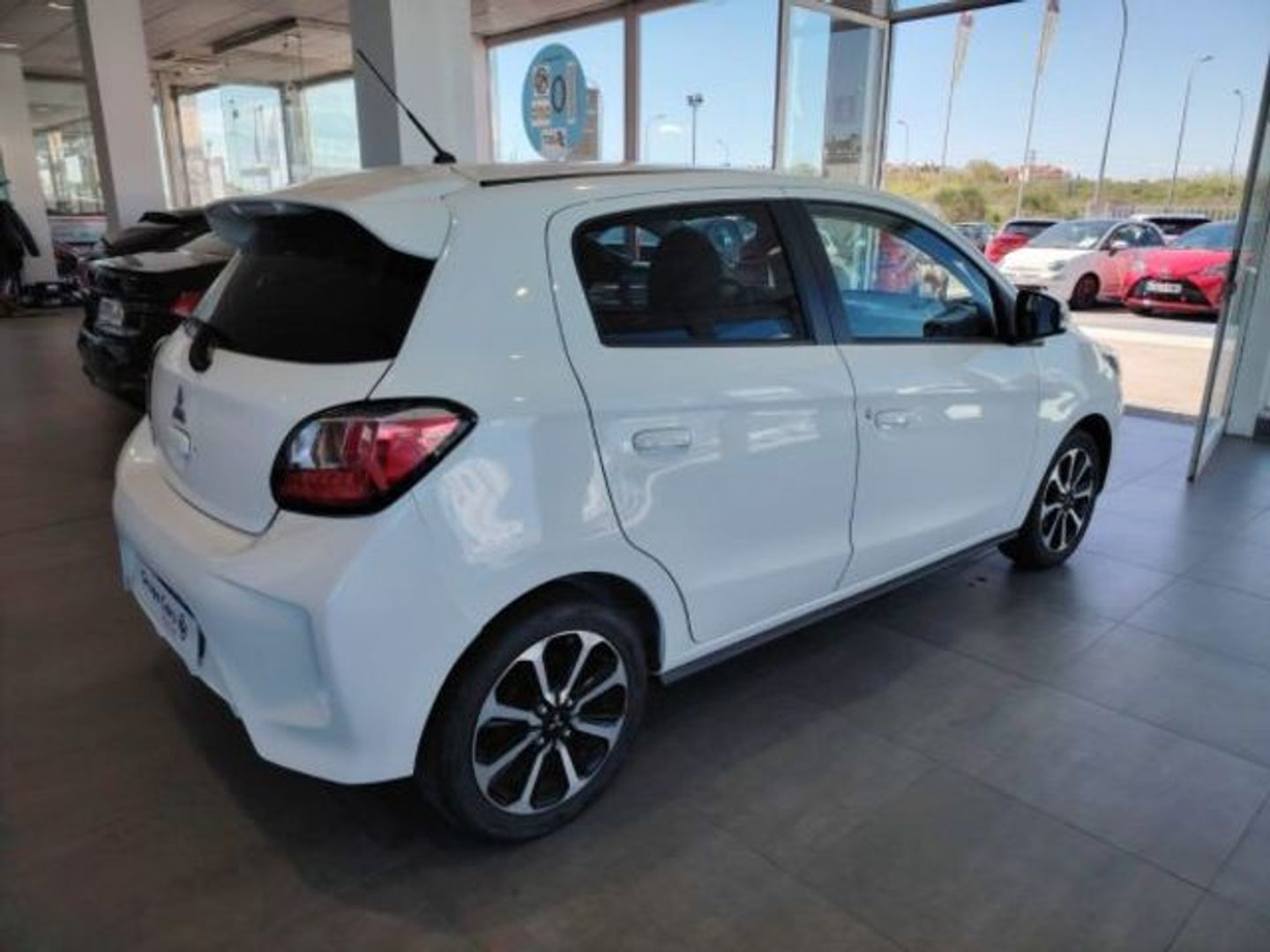 Mitsubishi Space Star 120 MPI Kaiteki CVT 52 kW (71 CV)