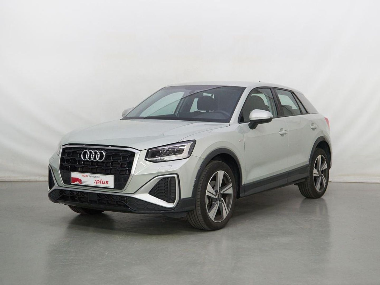 Audi Q2 S line 35 TFSI 110 kW (150 CV) S tronic Gris Plata SUV