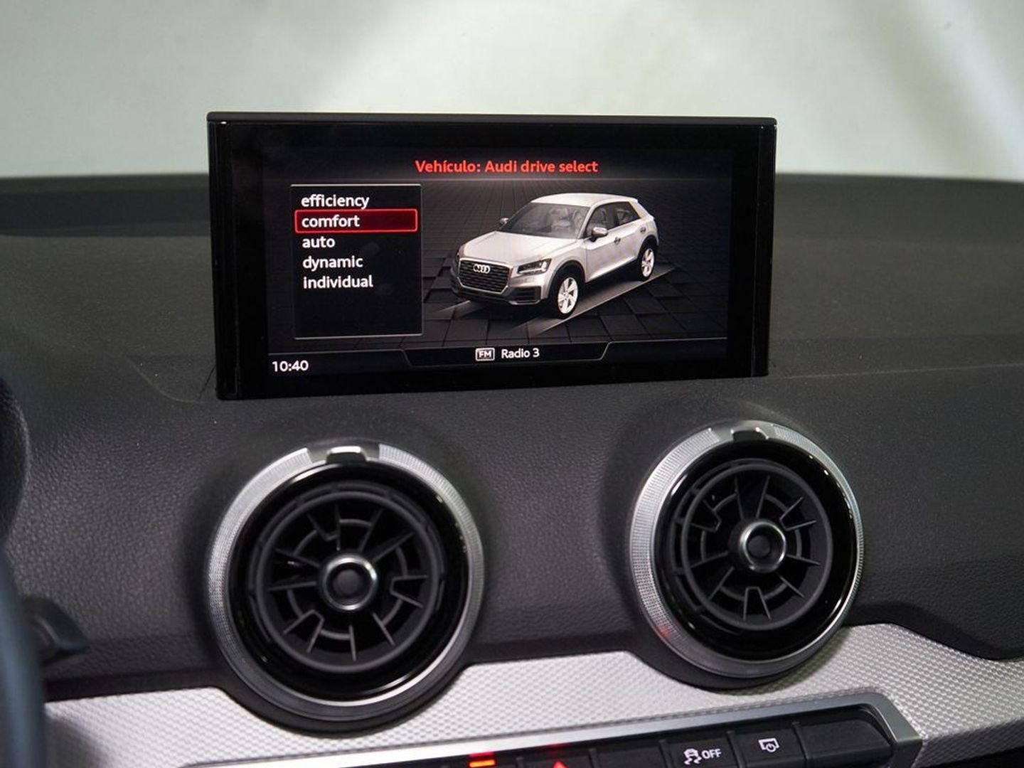 Audi Q2 S line 35 TFSI 110 kW (150 CV) S tronic