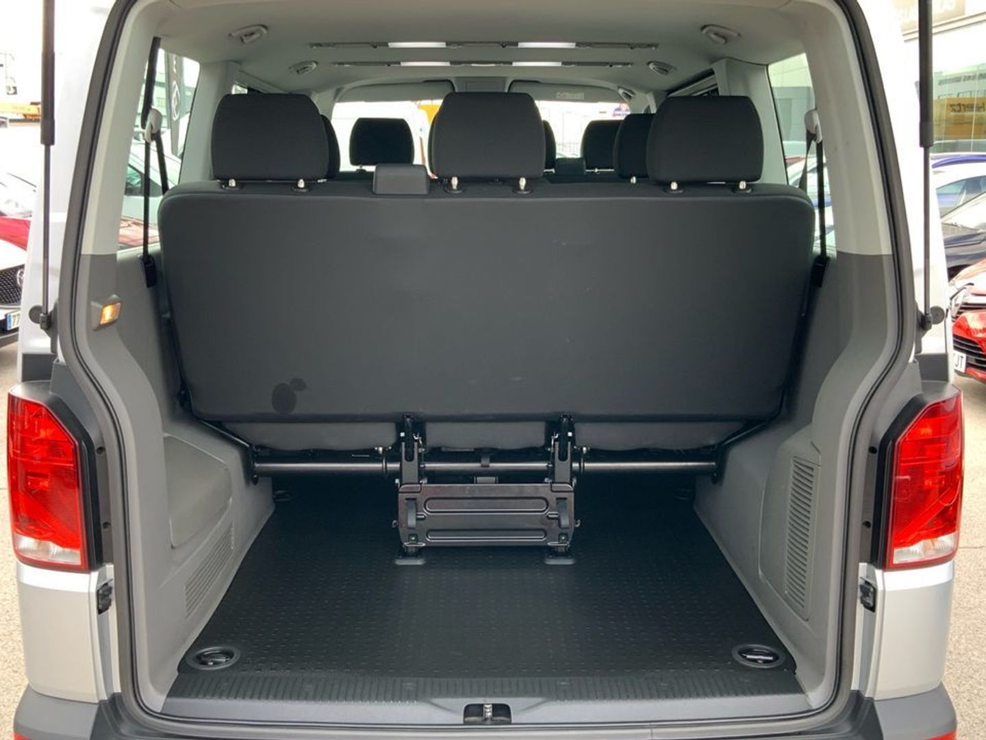 Volkswagen Caravelle Origin Batalla Corta 2.0 TDI BMT 81 kW (110 CV)