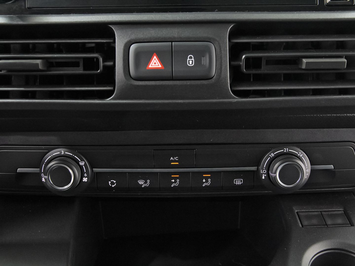 Citroen Berlingo BlueHDi 100 S&S Talla M Live Pack Business 75 kW (102 CV)