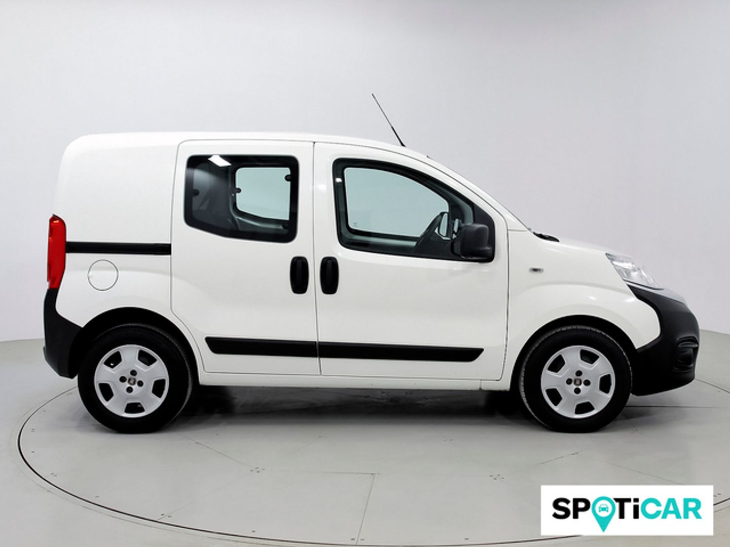 Fiat Fiorino Combi 1.3 Multijet SX N1 70 kW (95 CV)