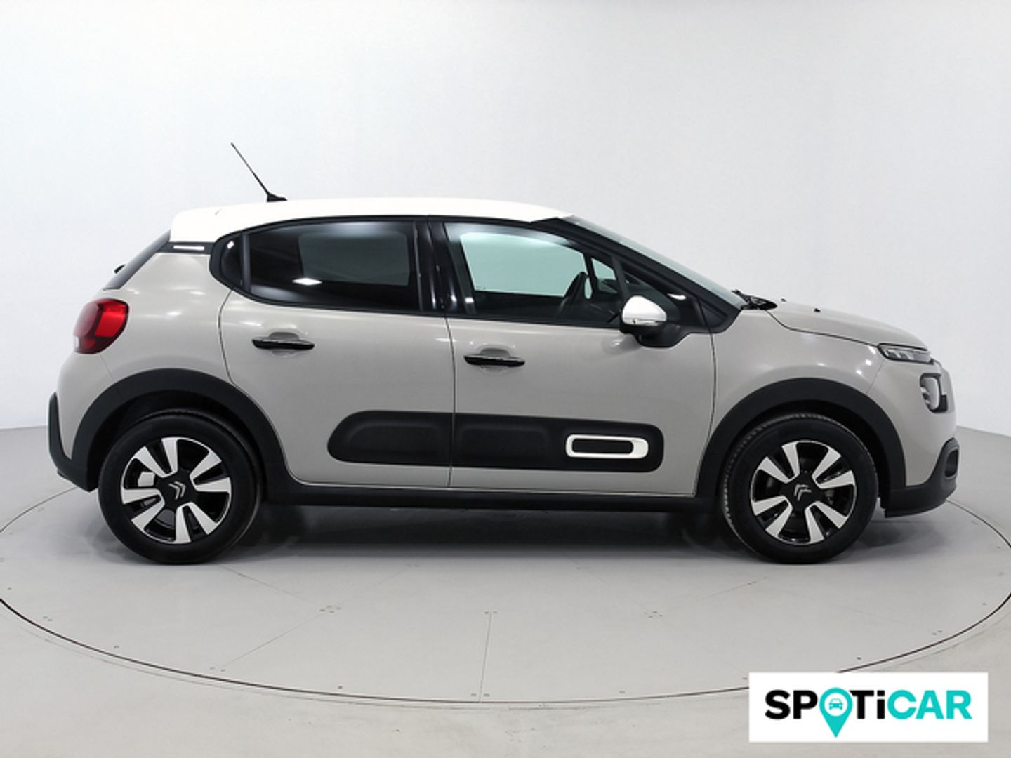 Citroen C3 PureTech 82 Shine 61 kW (83 CV)