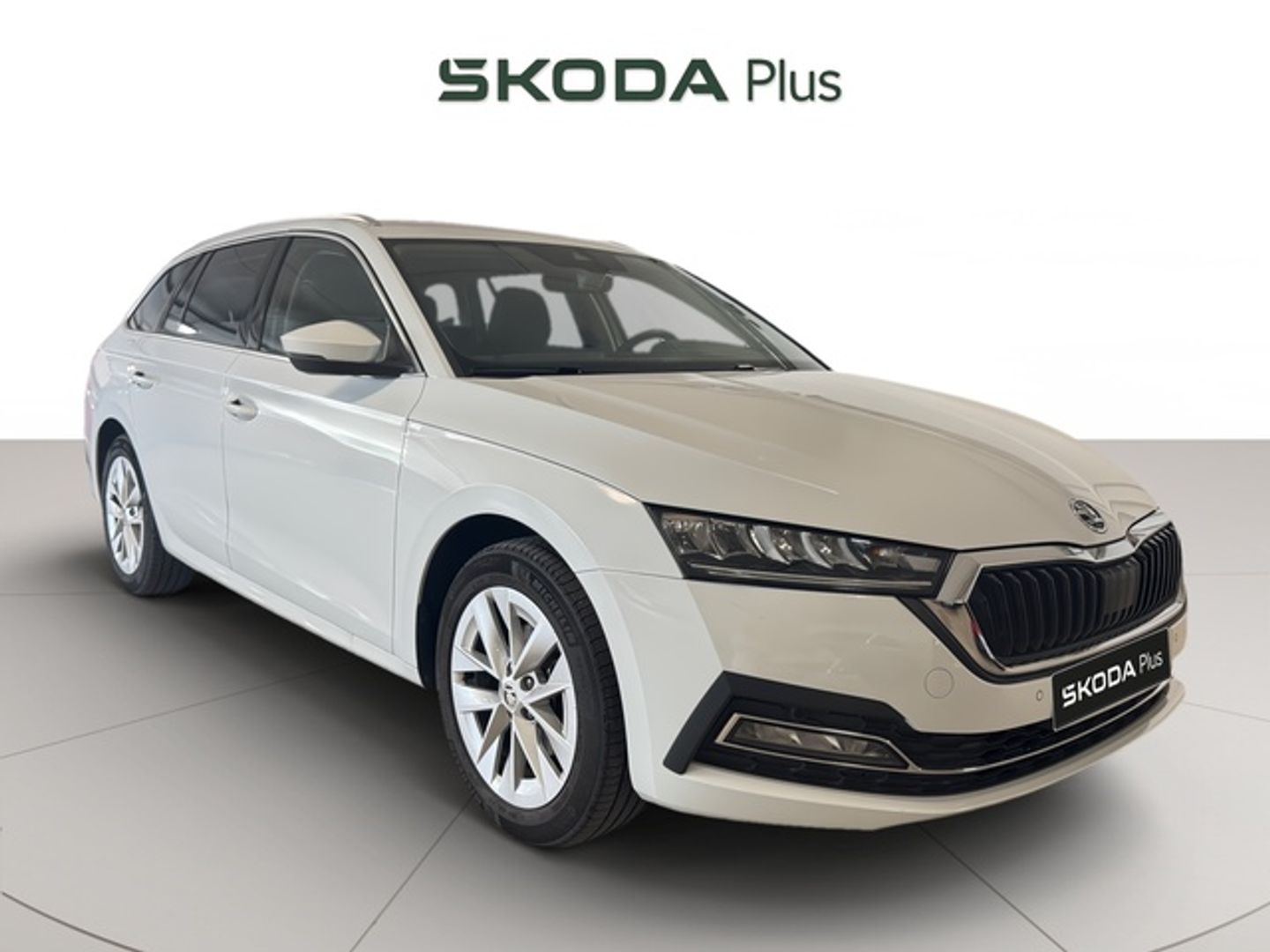 Skoda Octavia Combi 2.0 TDI Selection DSG 110 kW (150 CV) Blanco Familiar