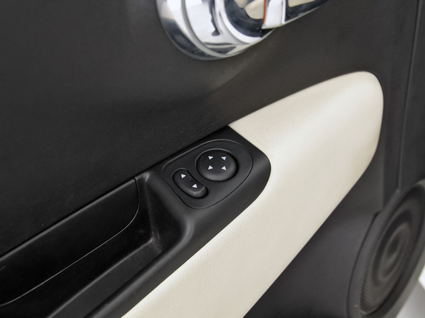 Fiat 500 1.0 Hybrid Dolcevita 51 kW (70 CV)