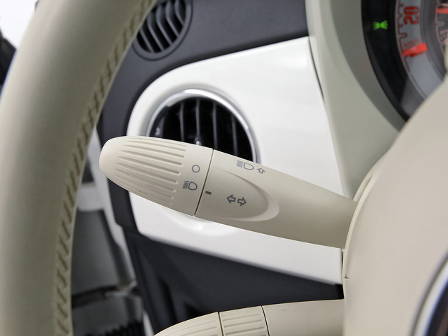 Fiat 500 1.0 Hybrid Dolcevita 51 kW (70 CV)