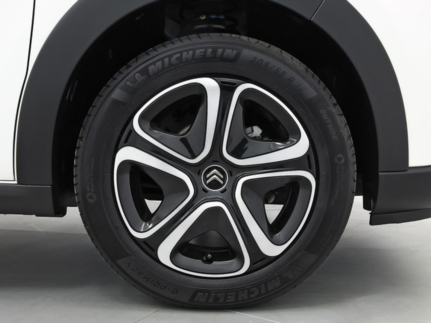 Citroen C3 PureTech 82 C-Series 61 kW (83 CV)
