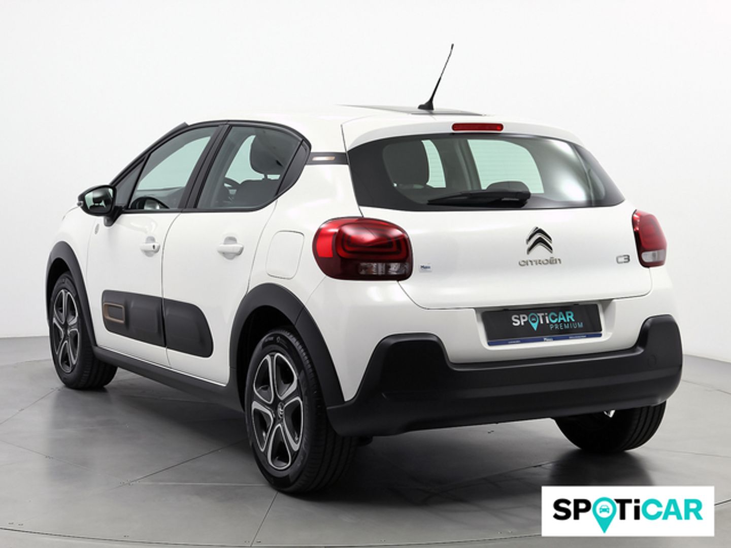 Citroen C3 PureTech 82 C-Series 61 kW (83 CV)