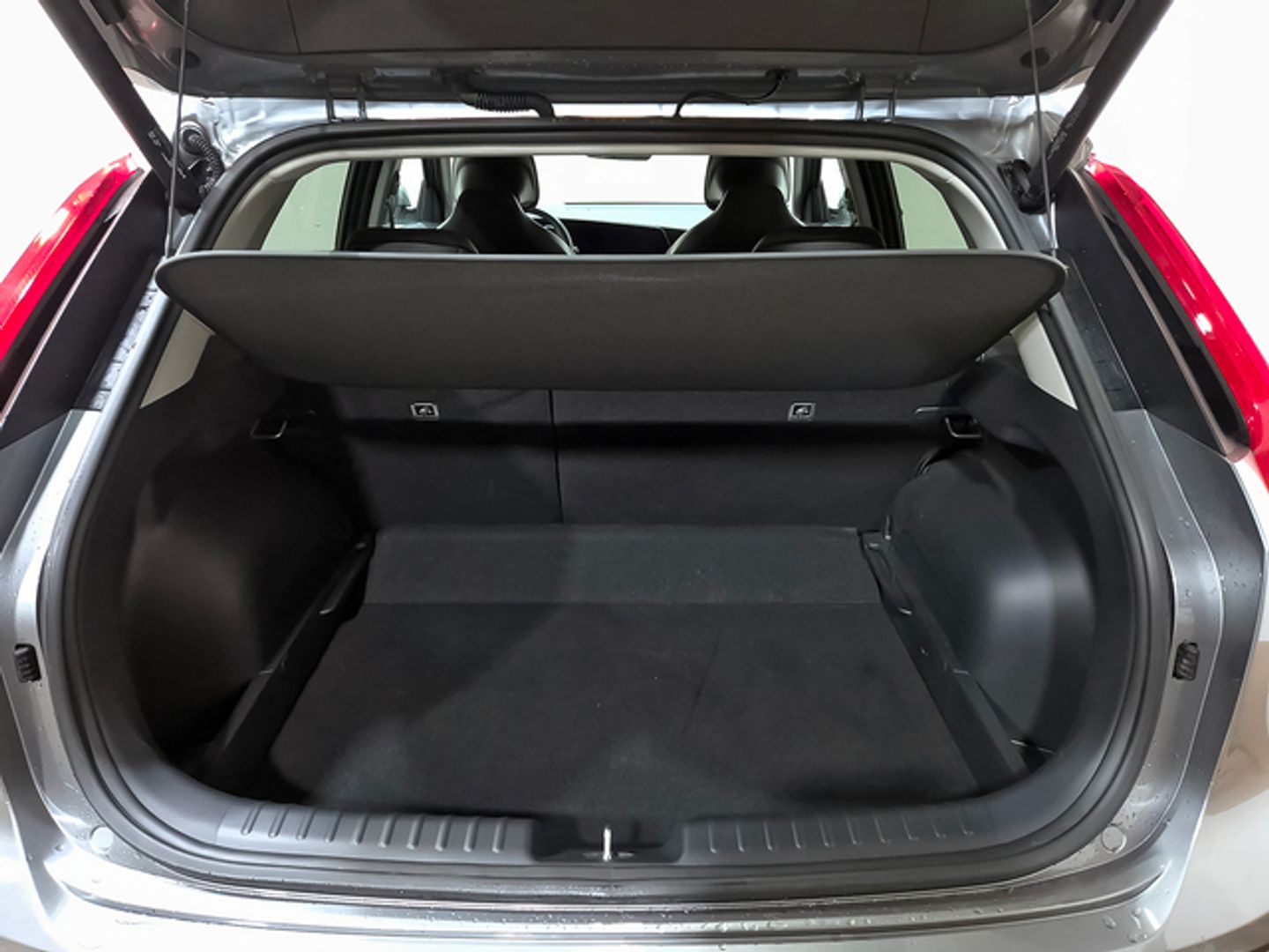 Kia Niro 1.6 GDi HEV Emotion 104 kW (141 CV)