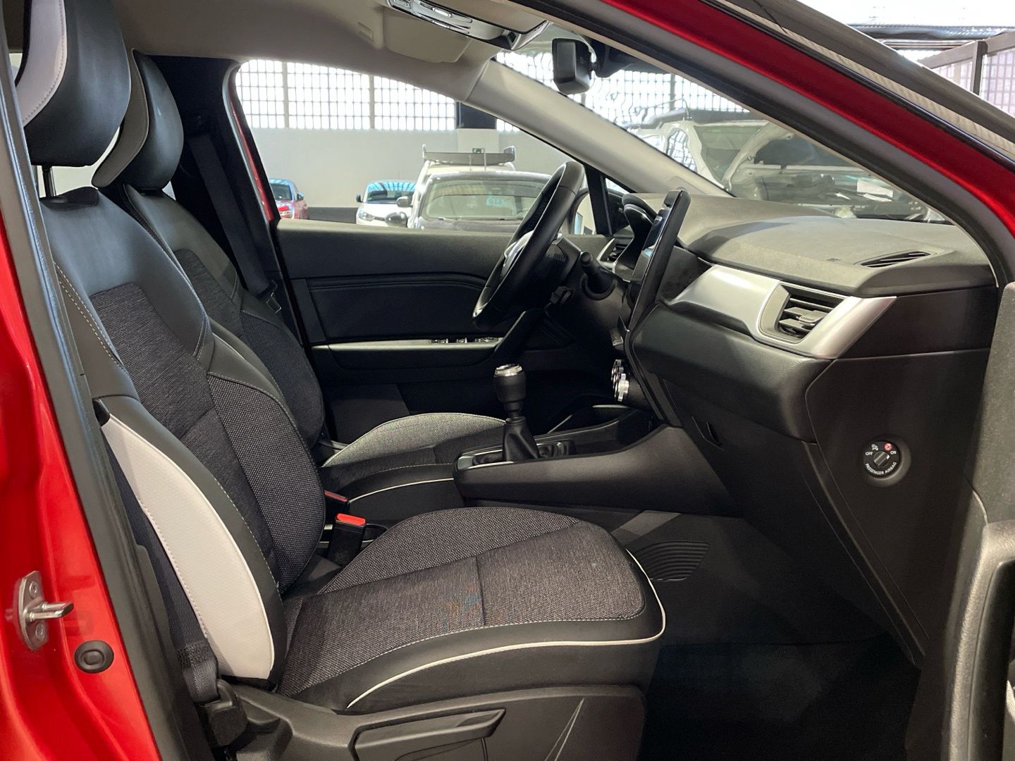 Renault Captur Techno TCe 66 kW (90 CV)