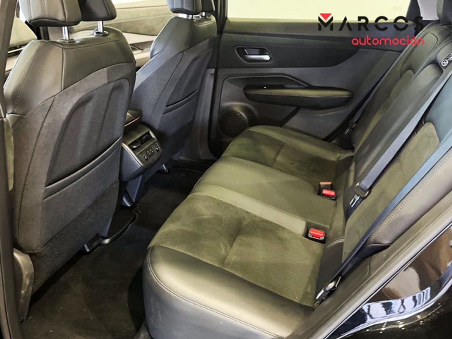 Nissan Ariya Evolve 87 kWh 4x2 178 kW (242 CV)