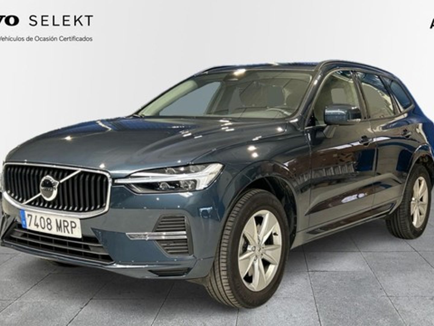 Volvo XC60 B4 G Essential Auto 145 kW (197 CV) Azul All Terrain / Pick-up