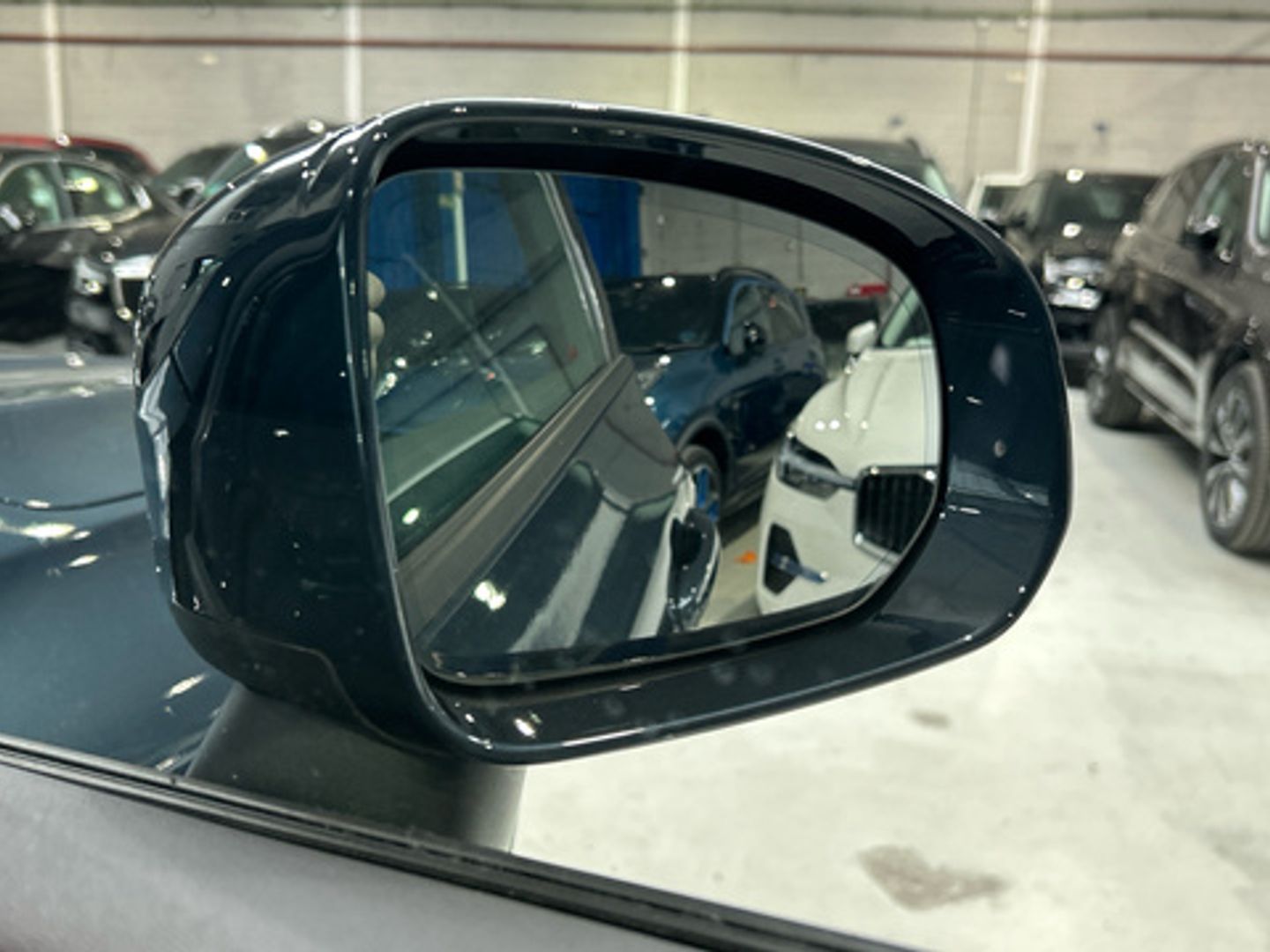 Volvo XC60 B4 G Essential Auto 145 kW (197 CV)