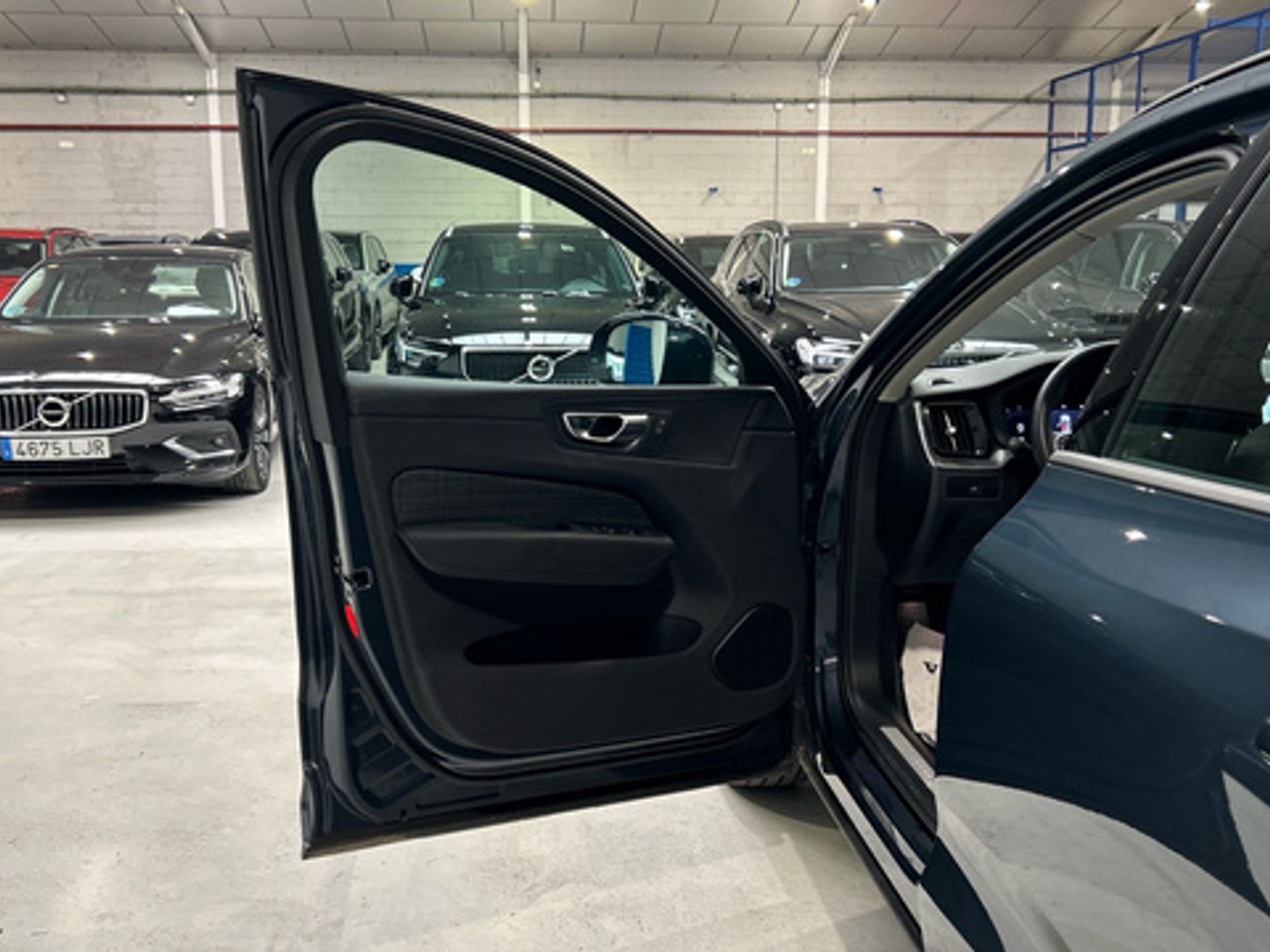Volvo XC60 B4 G Essential Auto 145 kW (197 CV)