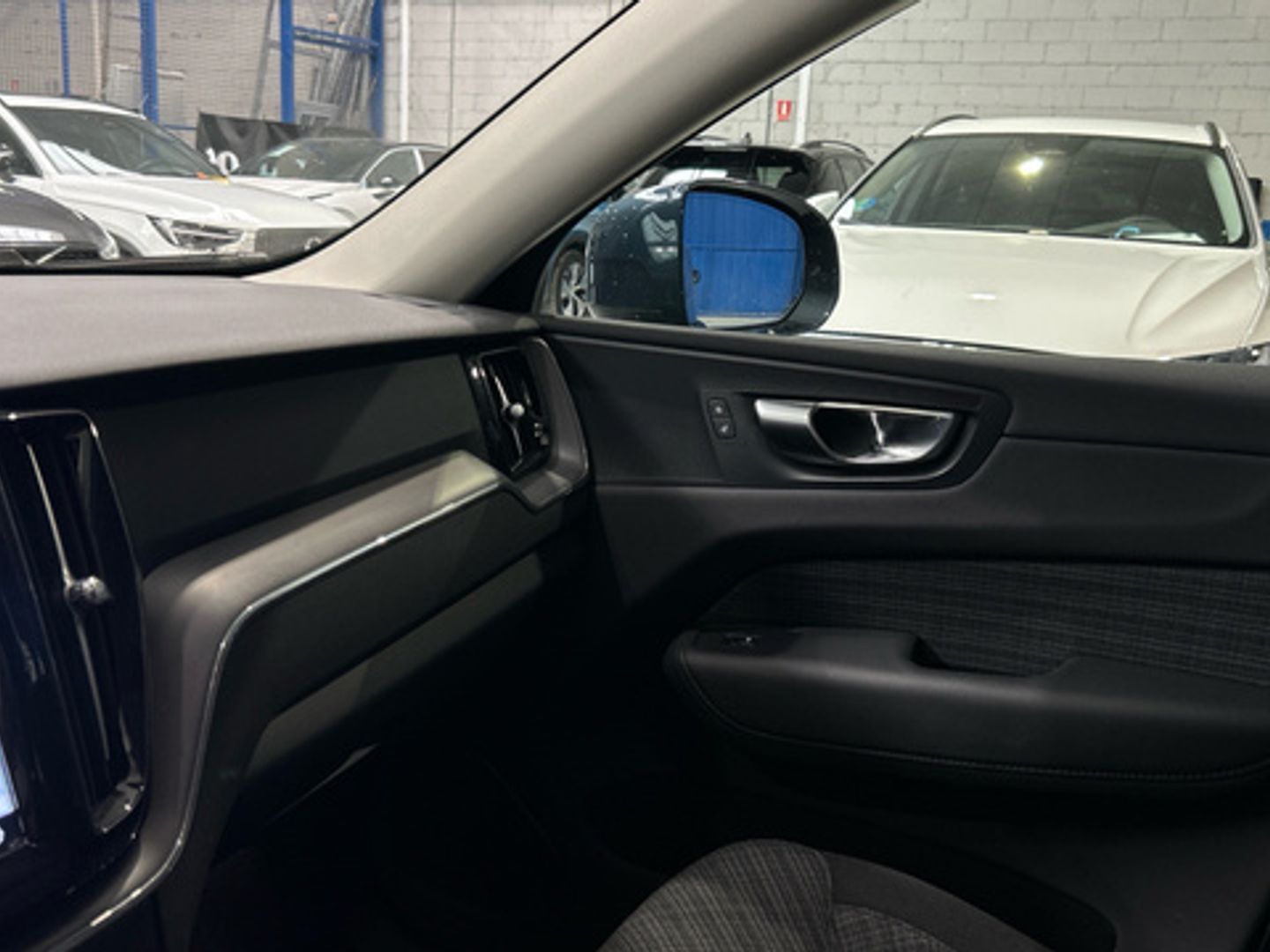 Volvo XC60 B4 G Essential Auto 145 kW (197 CV)