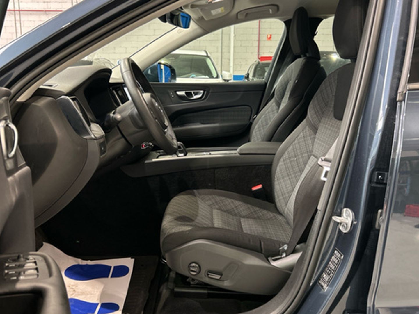 Volvo XC60 B4 G Essential Auto 145 kW (197 CV)