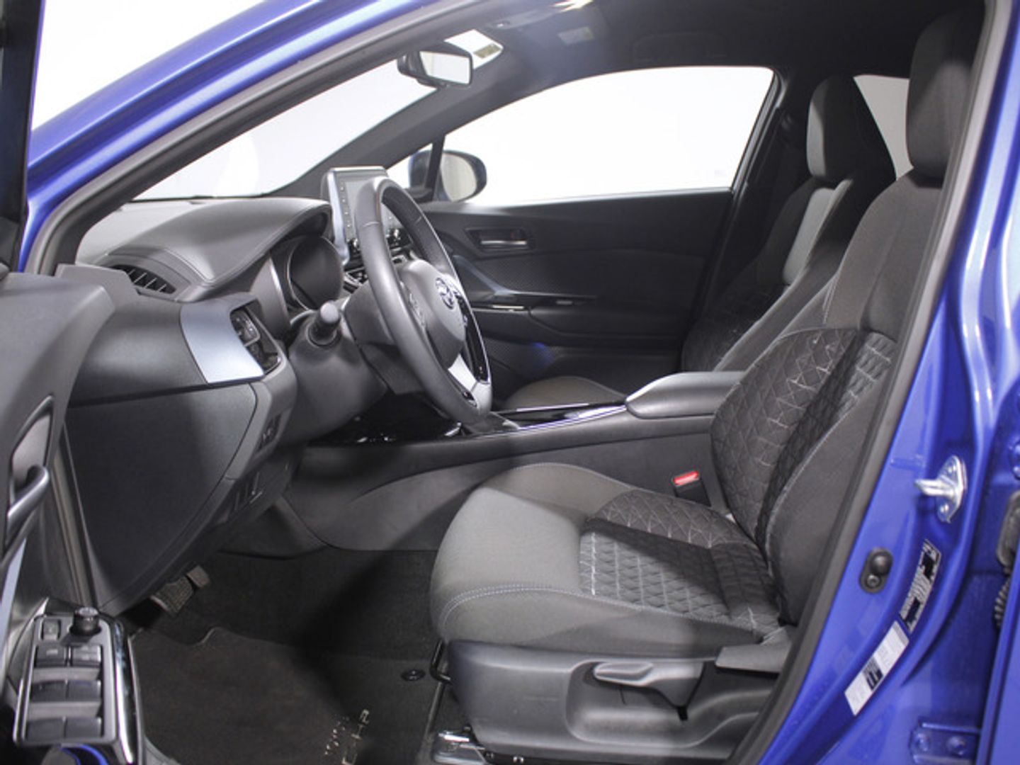 Toyota C-HR 1.8 125H Advance 90 kW (122 CV)