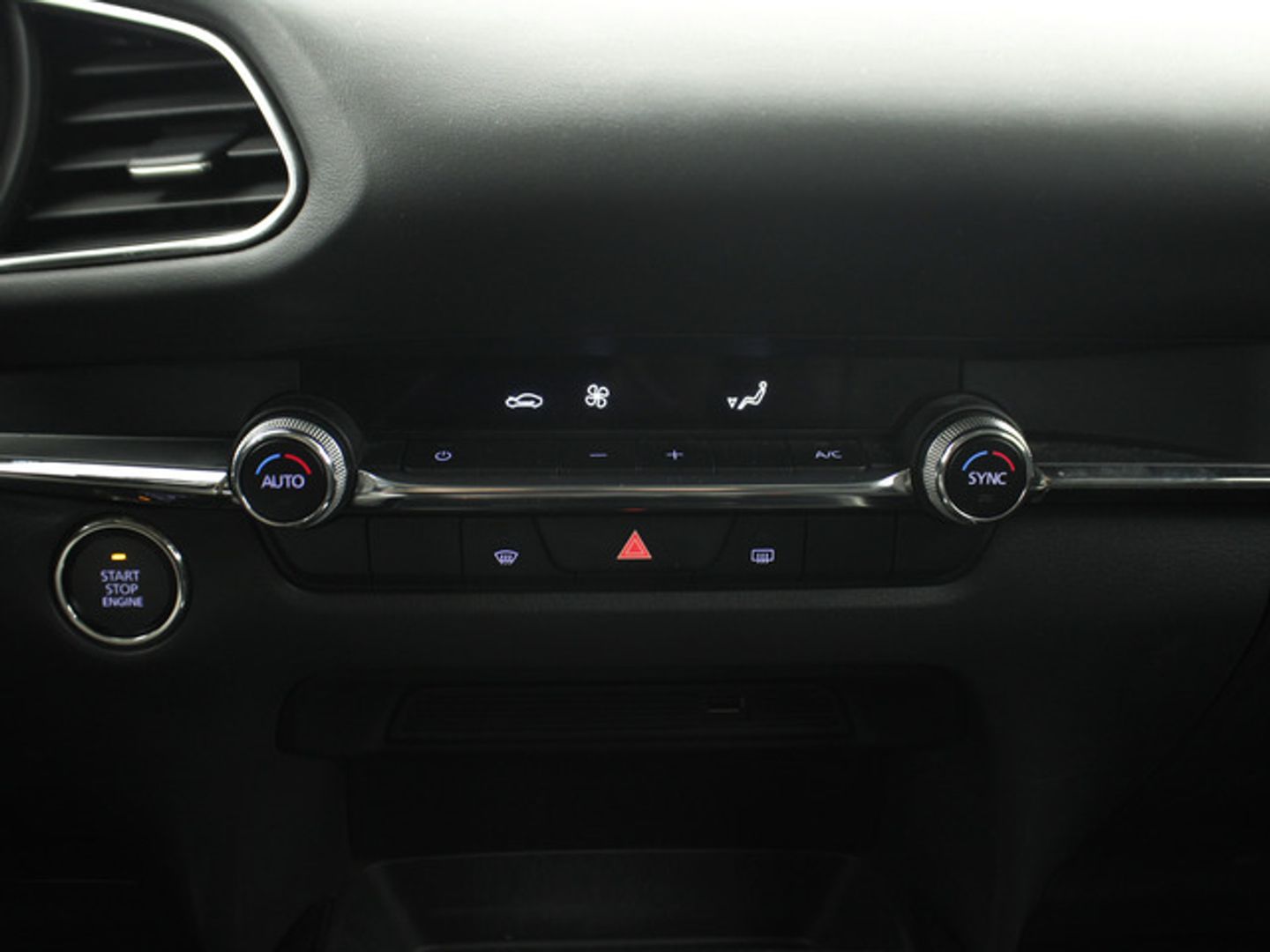 Mazda CX-30 2.0 Skyactiv-X Zenith AT 137 kW (186 CV)