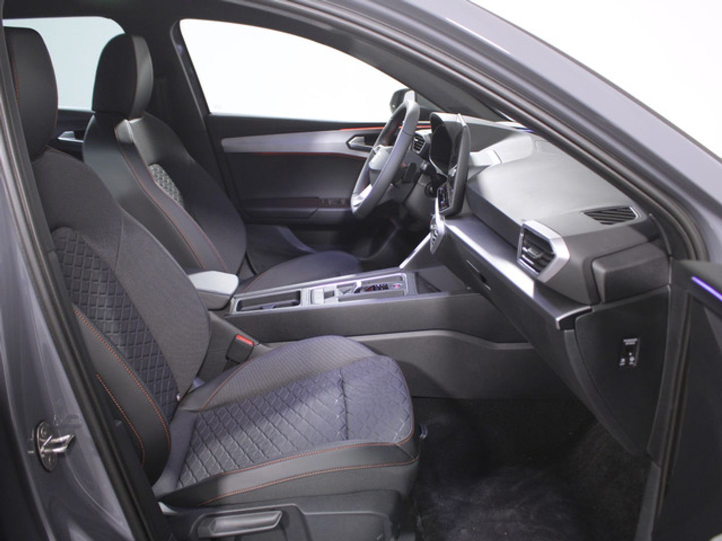 SEAT León 1.5 eTSI S&S FR Special Edition DSG 110 kW (150 CV)