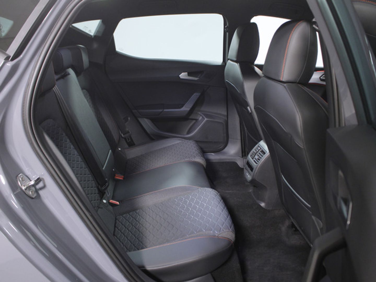SEAT León 1.5 eTSI S&S FR Special Edition DSG 110 kW (150 CV)