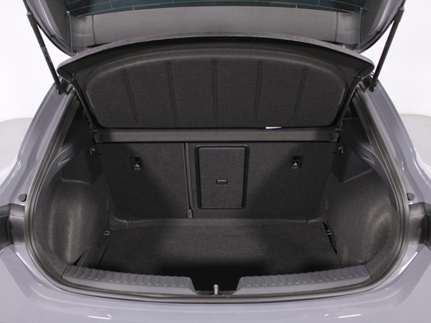 SEAT León 1.5 eTSI S&S FR Special Edition DSG 110 kW (150 CV)