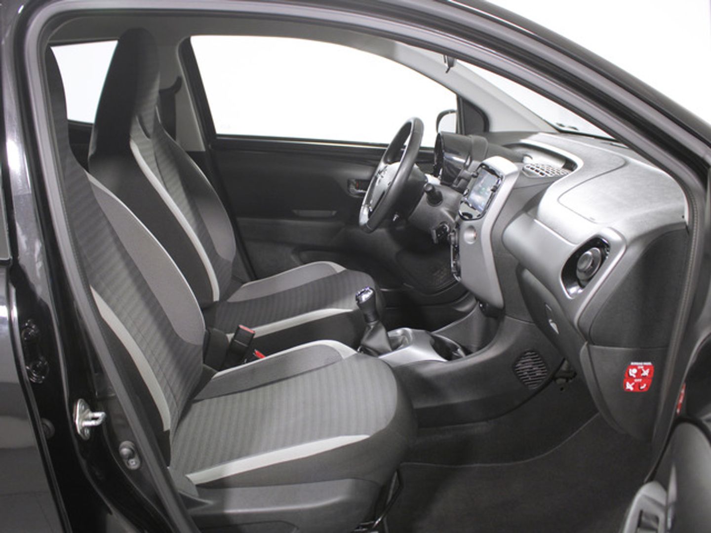 Toyota Aygo 1.0 70 x-play 53 kW (72 CV)