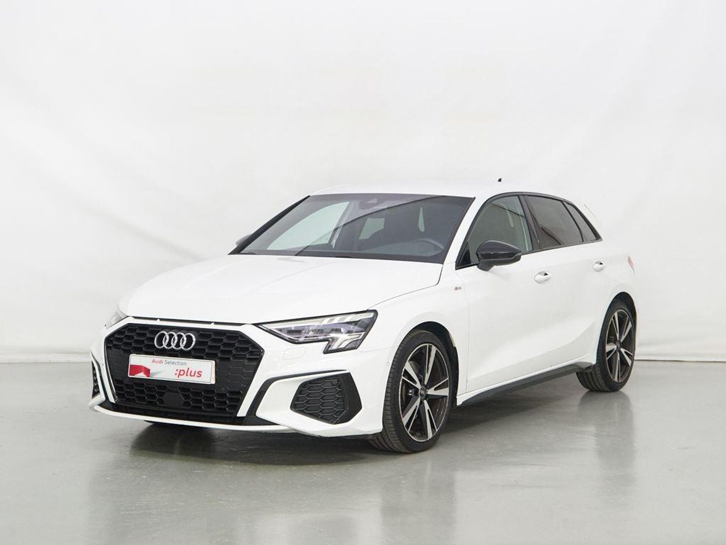 Audi A3 Sportback Black line 30 TDI 85 kW (116 CV) Blanco Compact