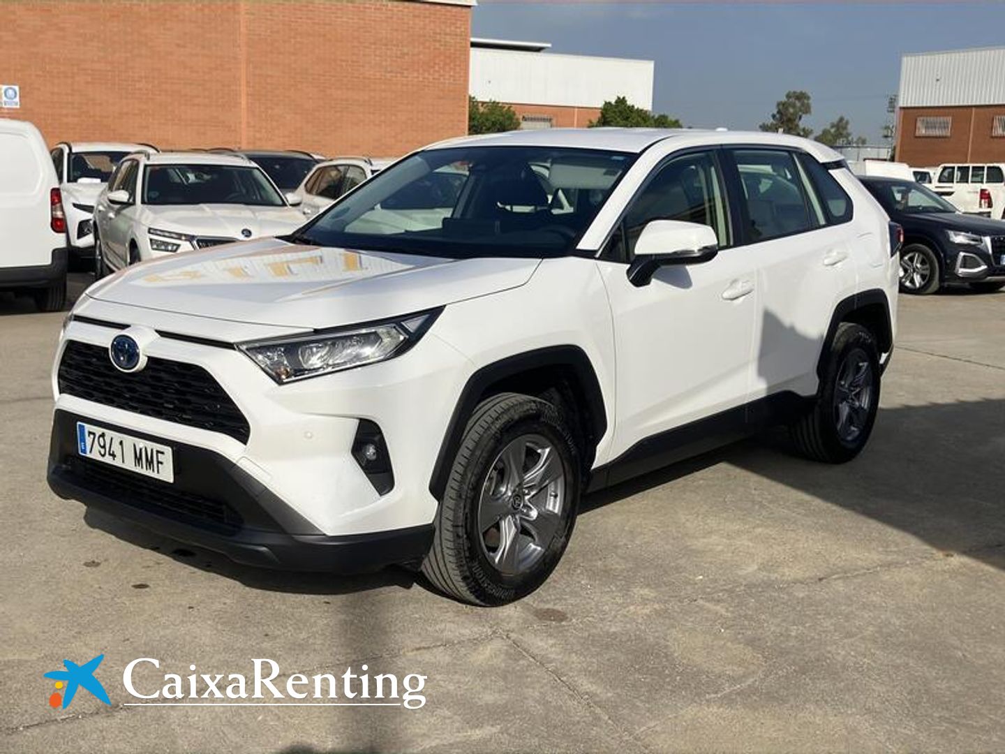 Toyota Rav4 220H Business 4WD 163 kW (222 CV) Blanco All Terrain / Pick-up