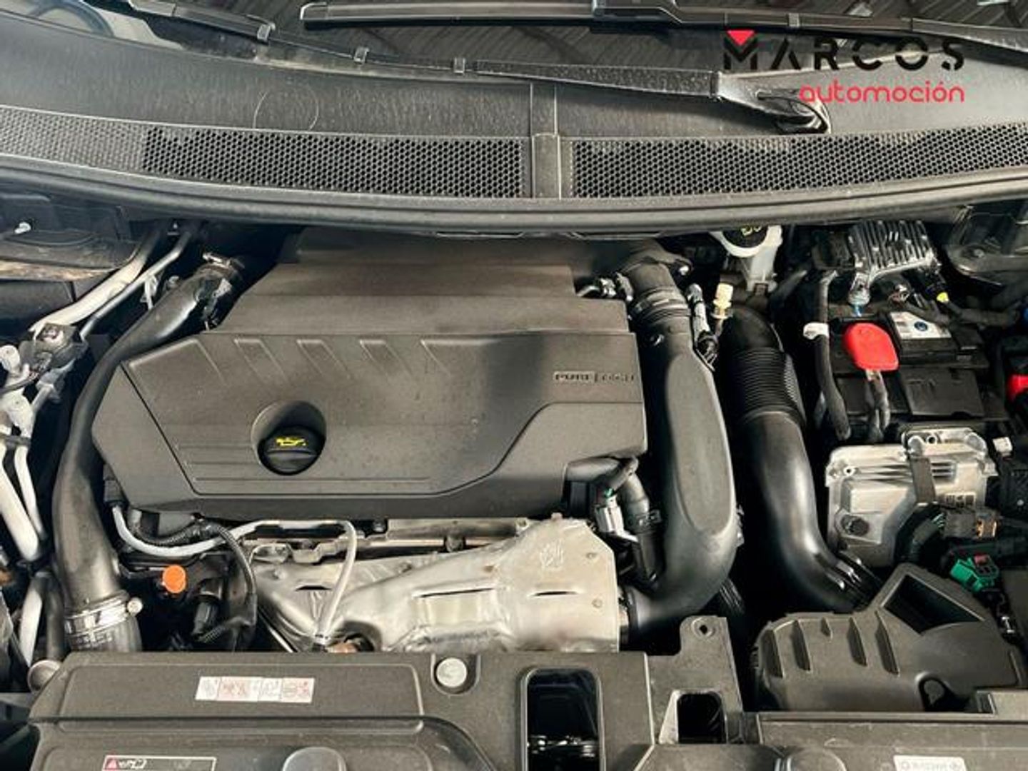 Peugeot 3008 Hybrid 225 Allure Pack e-EAT8 165 kW (225 CV)
